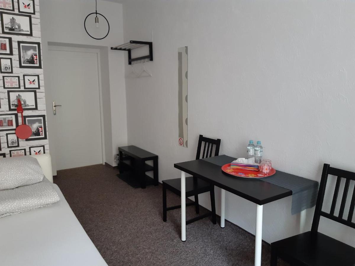 Pastel Guest Rooms Βαρσοβία Εξωτερικό φωτογραφία
